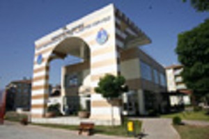 Aliya İzzet Begoviç Kültür ve Eğitim Merkezi